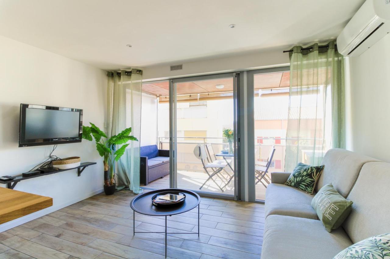 Select'Sohome - Appartement Renove Au Coeur Du Centre-Ville Du Lavandou - A Proximite Des Plages Et Commerces - Gaia لو لا فاندو المظهر الخارجي الصورة